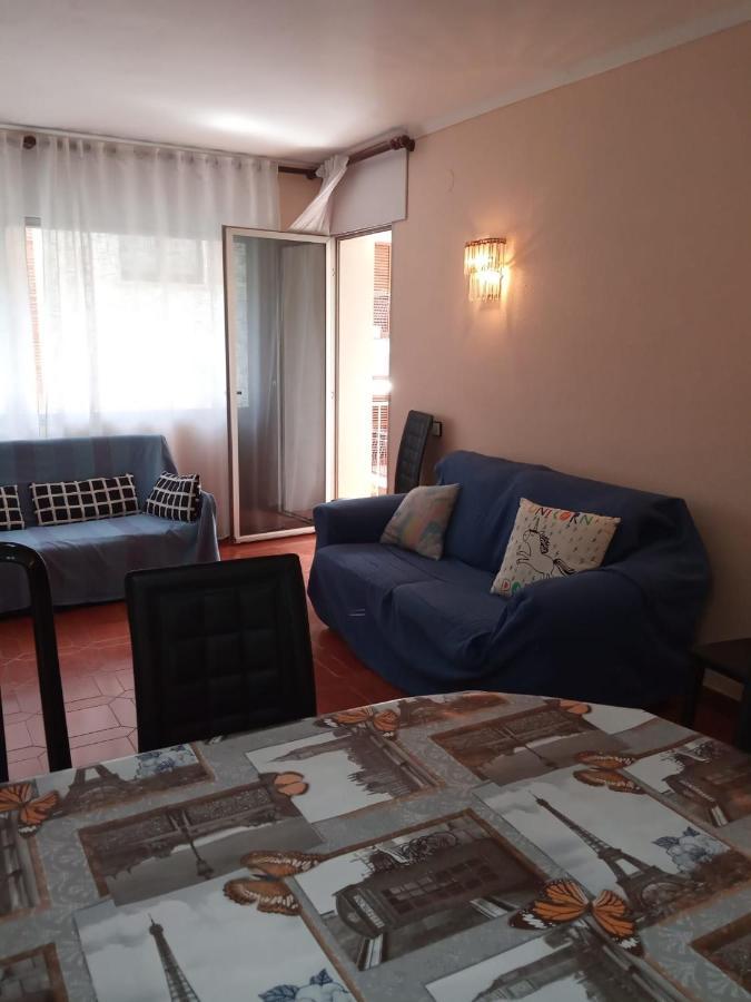 Club Nautic Apartment Cambrils Luaran gambar